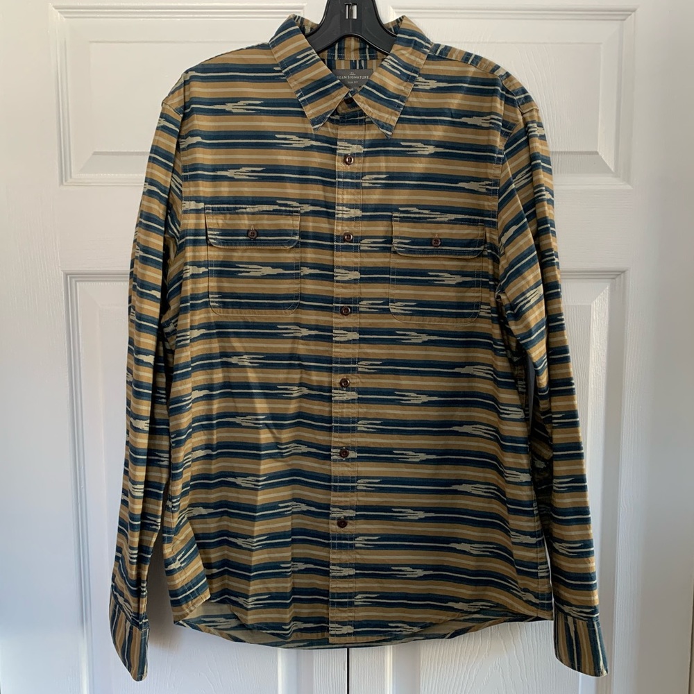 LL Bean Signature Slim Fit Button Down Shirt Medium Tan/Blue